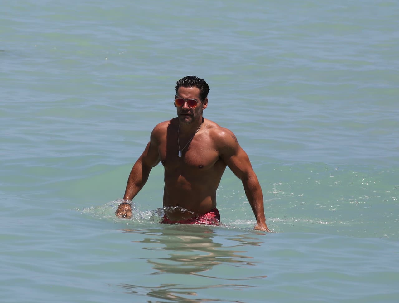 Mira al galán de telenovelas Cristián de la Fuente y su cuerpazo en Miami-