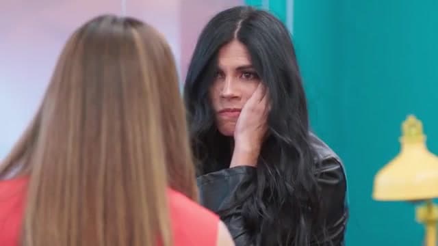 ¡Aidé le da tremenda cachetada a Federica!