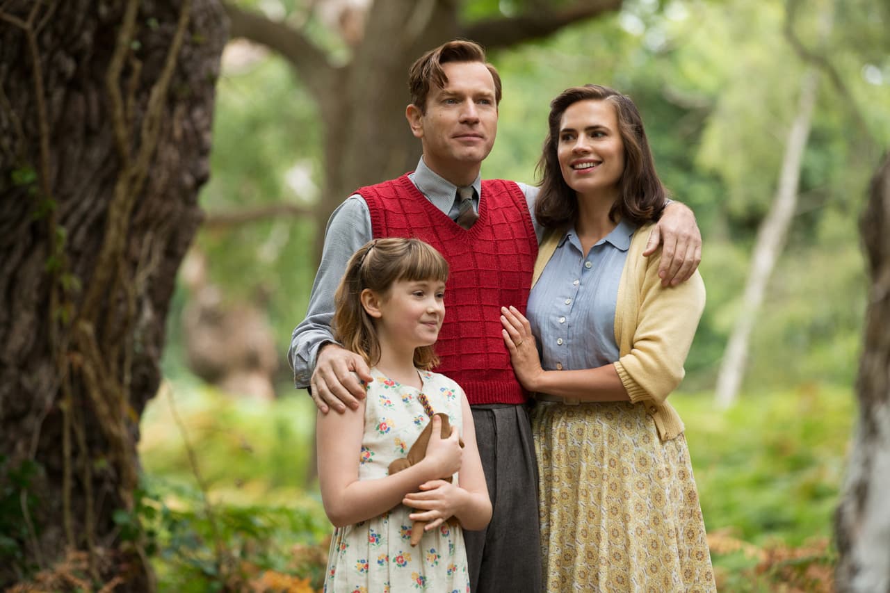 La versión adulta de ‘Christopher Robin’ es interpretada por Ewan McGregor (FOTO: image.net)