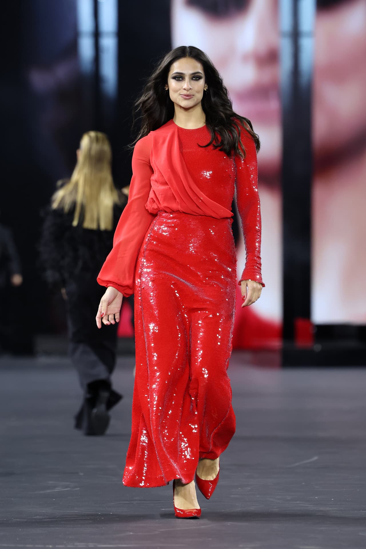 PARIS, FRANCE - OCTOBER 02: (EDITORIAL USE ONLY - For Non-Editorial use please seek approval from Fashion House) Renata Notni walks the runway during the "Le Defile Walk Your Worth" By L'Oreal Womenswear Spring/Summer 2023 show as part of Paris Fashion Week on October 02, 2022 in Paris, France. (Photo by Pascal Le Segretain/Getty Images)