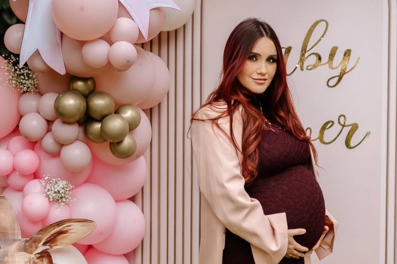 Dulce María comparte fotos inéditas de la recta final de su segundo embarazo