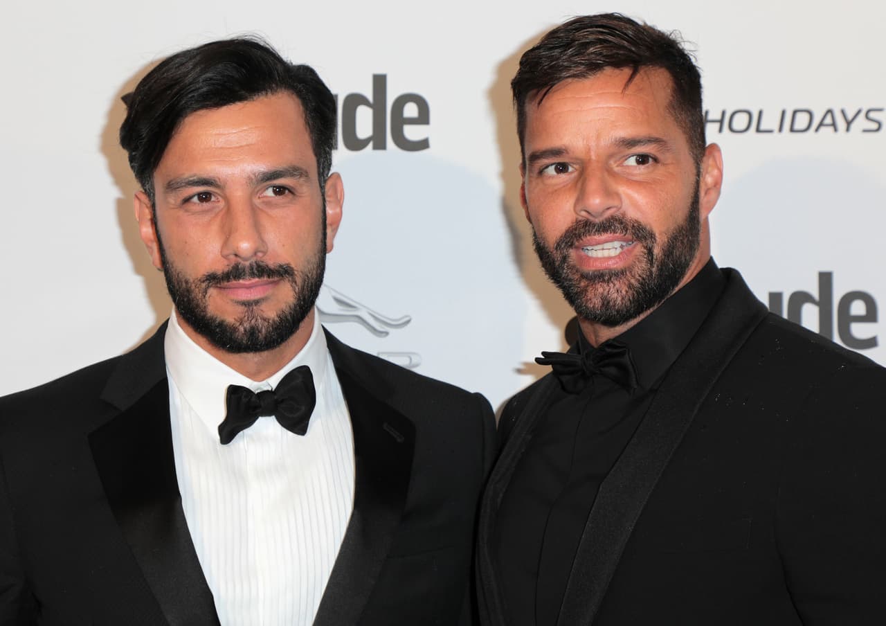 Ricky Martin exhibe el cuerpazo de su esposo con sexy foto