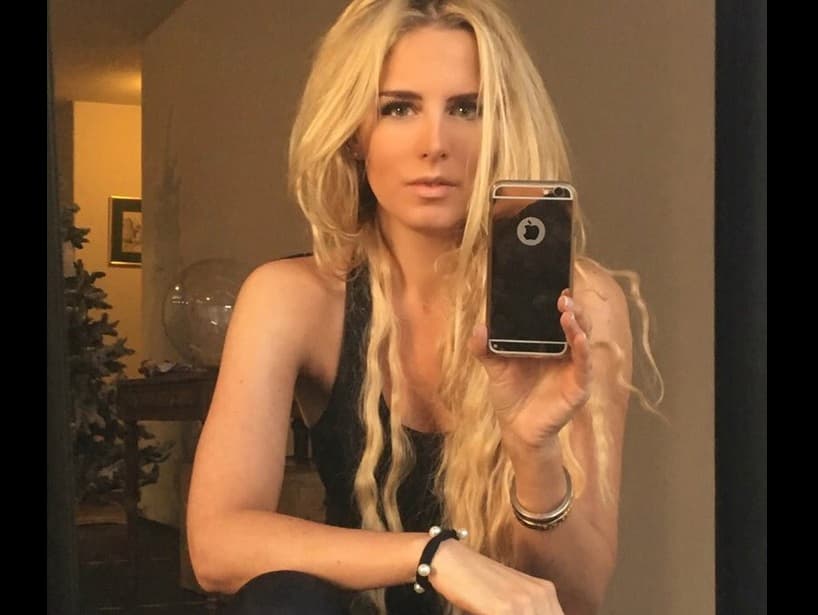Con el paso del tiempo, la modelo fue ganando fama y sus seguidores crecieron, por ello comenzó a recibir más comentarios positivos sobre su look y sus nuevos proyectos.