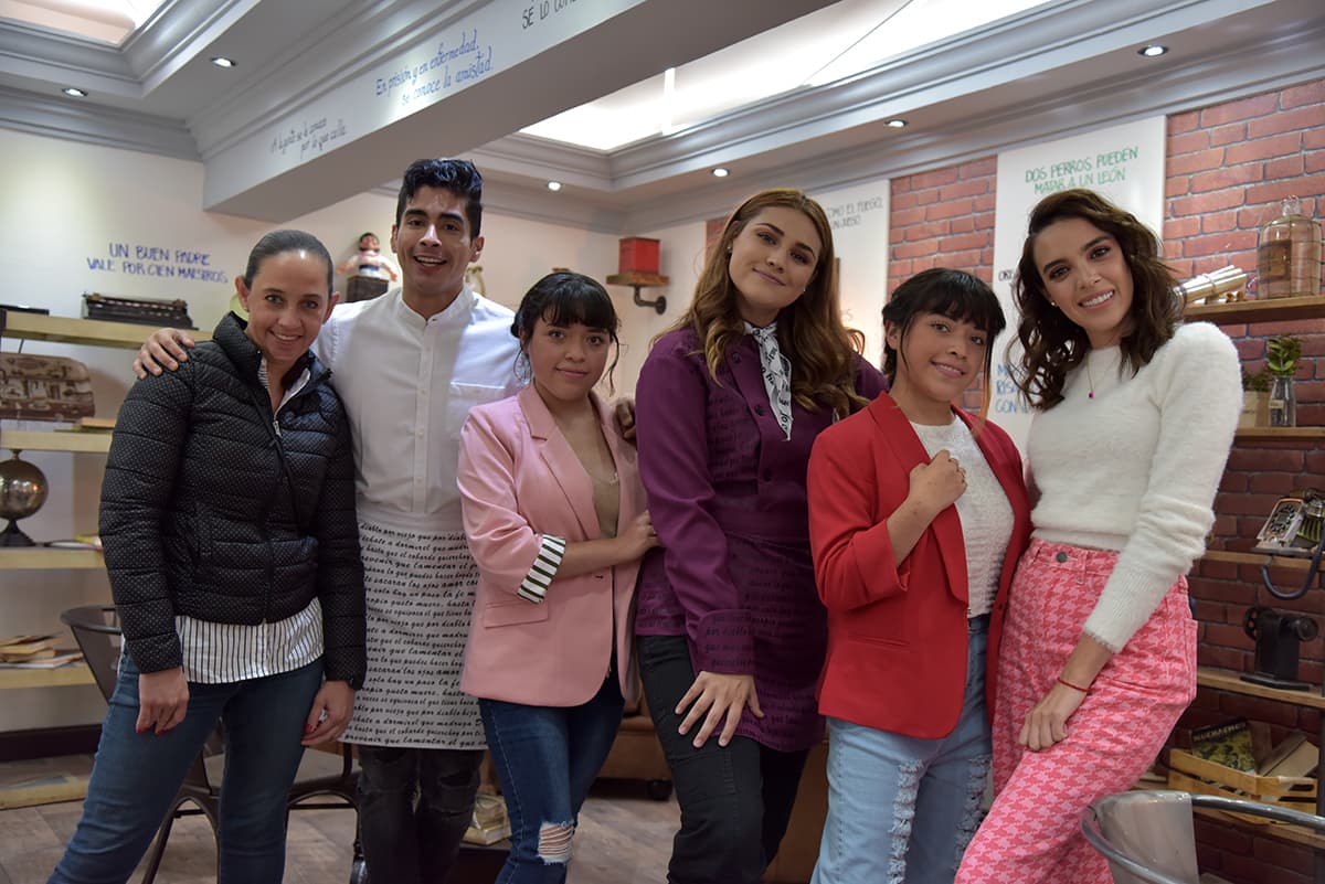 Otra de las ganadoras fue Paulina Serrato, quien llegó a la cafetería un poco más tarde.