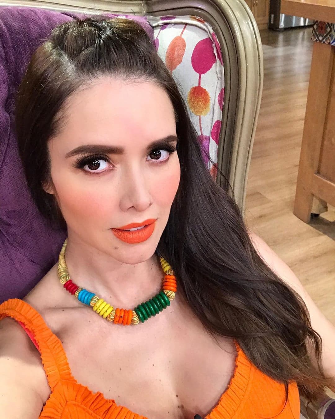 Marlene Favela presume sus 6 meses de embarazo con foto de ultrasonido