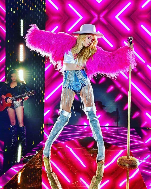 Paulina Rubio recibirá el Premio Lo Nuestro por su destacada trayectoria.