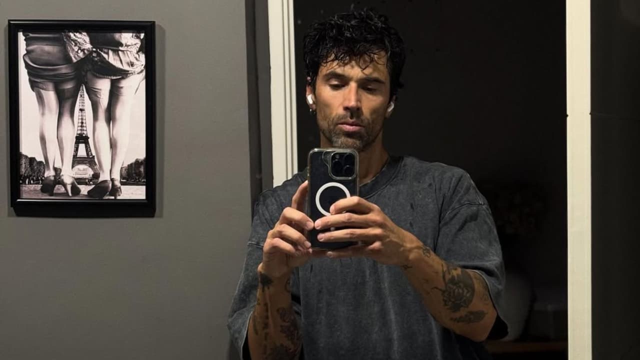 Matías Novoa presume cómo luce 'Sebastián Castillejos' su personaje en El Renacer de Luna