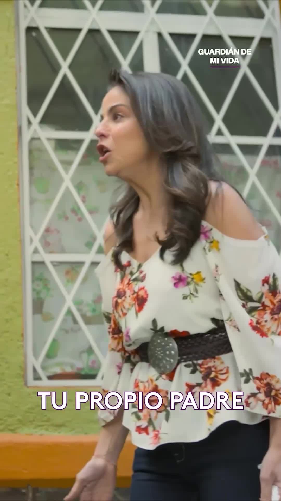 Gina pide ayuda a Rex para evitar el divorcio