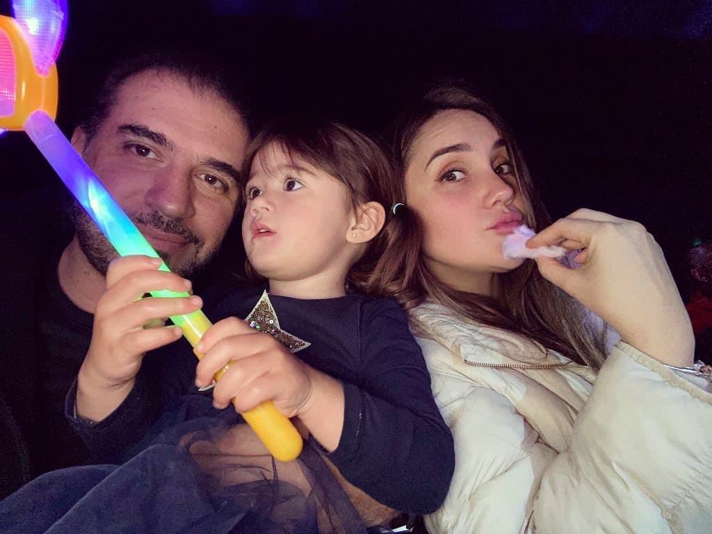 Dulce María comparte tierno video con su hija