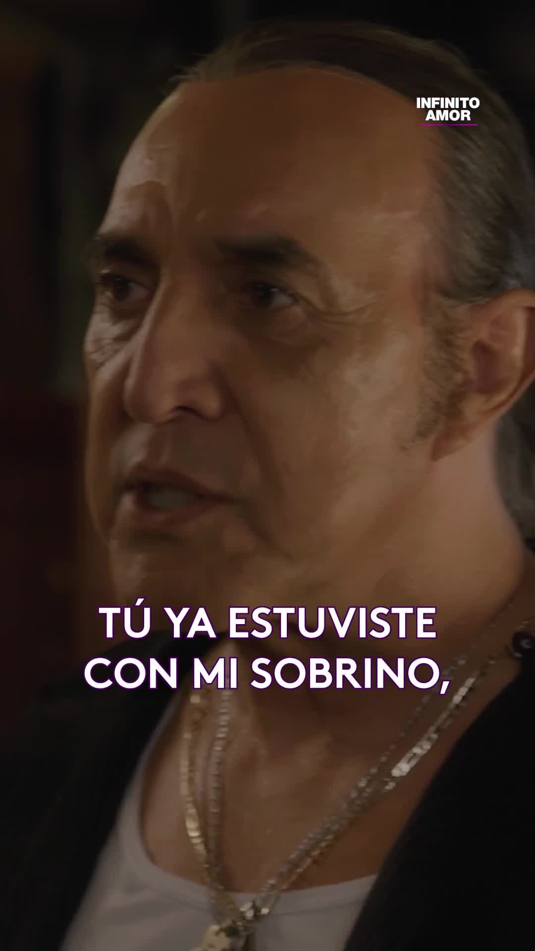¡Suélteme, viejo cochino!