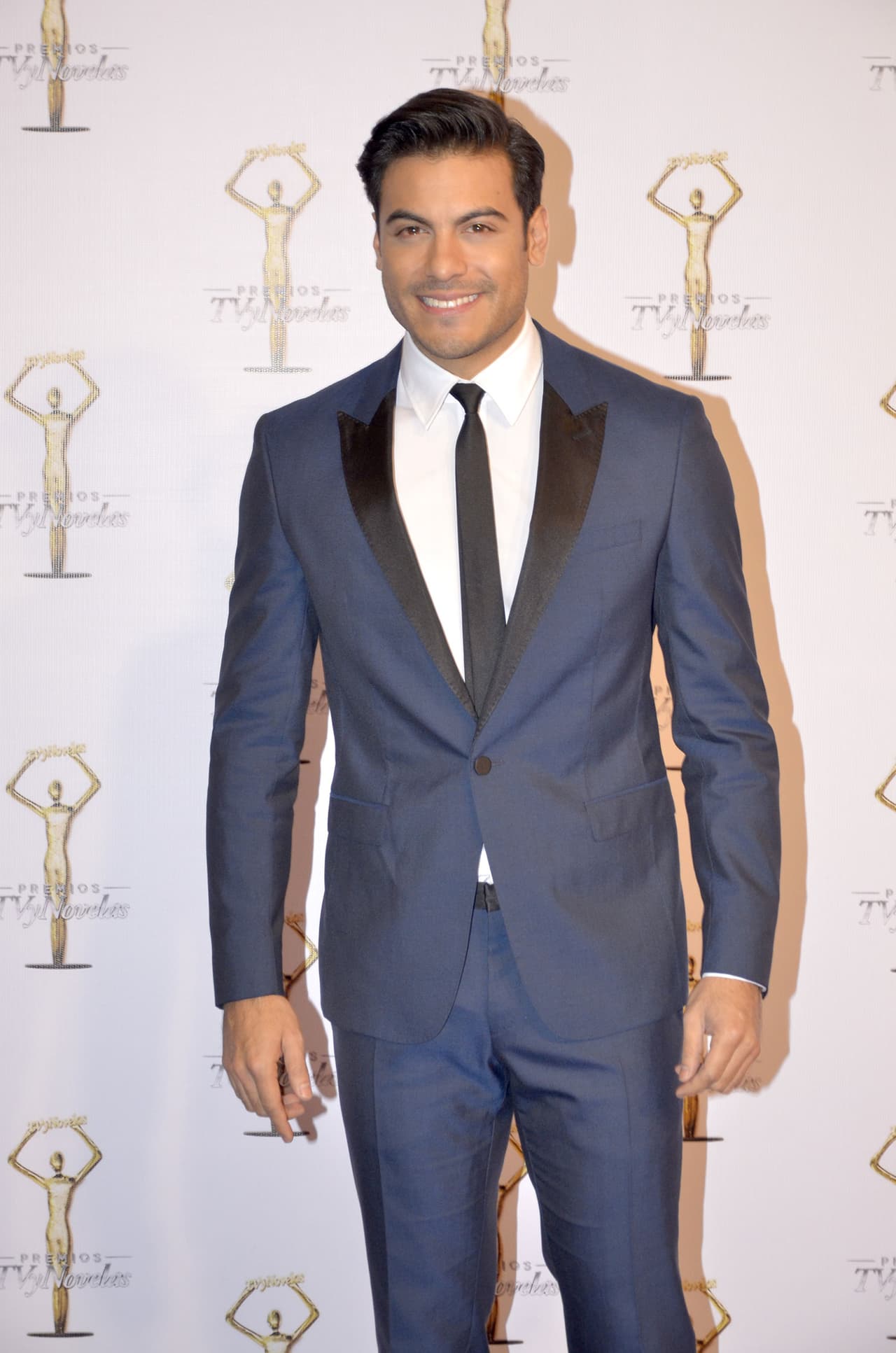 Carlos Rivera en los premios TVyNovelas 2017
