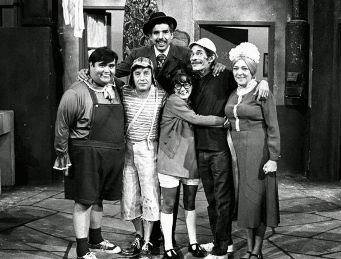 ¡Édgar Vivar viaja a la vecindad del Chavo del Ocho!