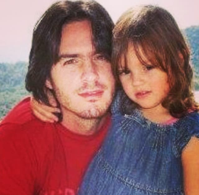 Fruta de esta unión nacería su única hija en común, Lorenza. Sin embargo, años después se divorciarían, en 2008.