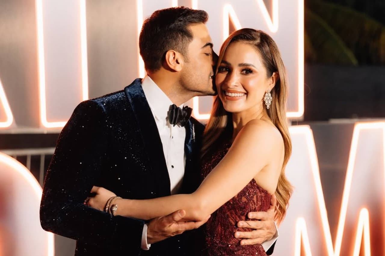 Carlos Rivera y Cynthia Rodríguez.