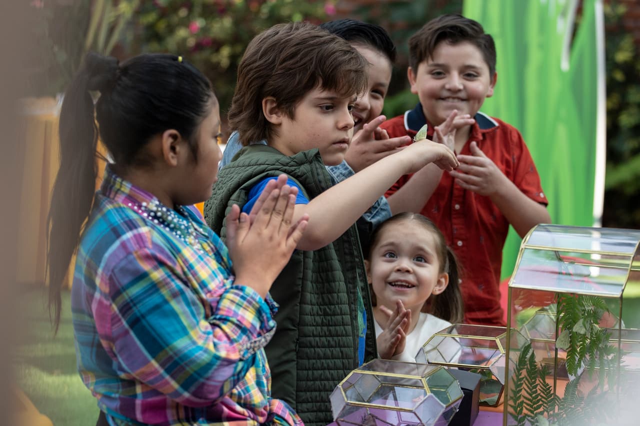 'Tadeo' celebró con una increíble fiesta su cumpleaños, donde hubo un show de insectos.