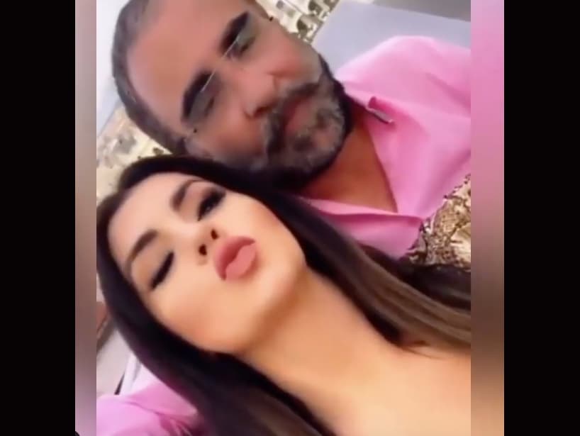 A inicios de mayo, Vicente y Mariana ofrecieron su primera entrevista juntos a un programa de espectáculos, en la que la empresaria habló de los detalles que le ha hecho el cantante para enamorarla.