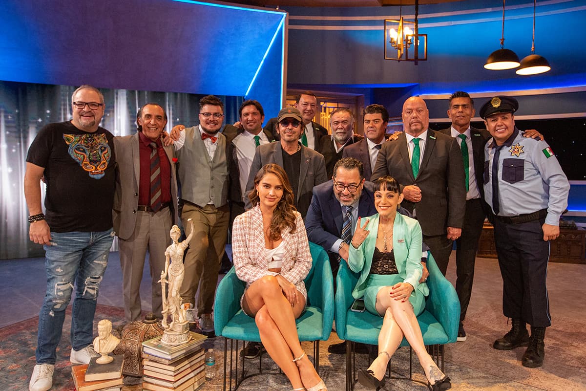 Esto es sólo un poco de la diversión que cada lunes en la noche nos trae 'Perdiendo el juicio', al terminar el noti.