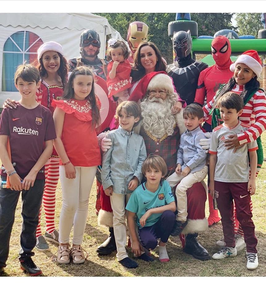 En mayo de 2019, Inés Gómez Mont celebró el cumpleaños de su hijo Bosco con la temática de superhéroes. La fiesta tuvo una gran variedad de dulces, un espectáculo con superhéroes e incluso contó con la presencia de Santa Claus.