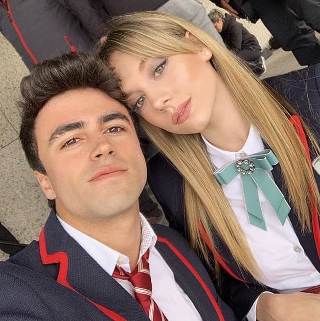 Su carrera actoral inició en 2016 con una pequeña participación en la serie de televisión española, 'Centro Médico'. Después, formaría parte de proyectos como 'Vis a Vis', y 'Estoy vivo'. Sin embargo, en 2018 alcanzaría fama internacional al protagonizar la serie de Netflix 'Élite', donde daría vida a 'Carla Rosón', mejor conocida como "La Marquesita".