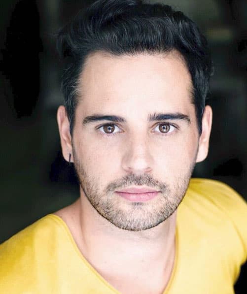 Mati, como le dicen de cariño, explica que la diferencia con los cantantes egresados de un programa es la exposición de días o meses en la televisión lo que permite que el público lo conozca más e, incluso, se identifiquen.
