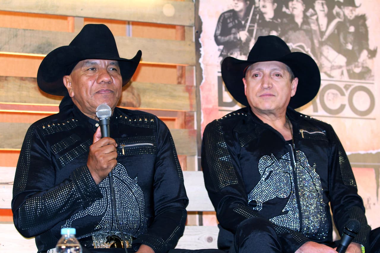 Tras estas declaraciones, Ramiro Delgado convocó a una rueda de prensa, el pasado 20 de septiembre en Monterrey, para anunciar que había comenzado con las acciones legales en contra Lupe Esparza y la agrupación, por no haber recibido el dinero que le correspondía.