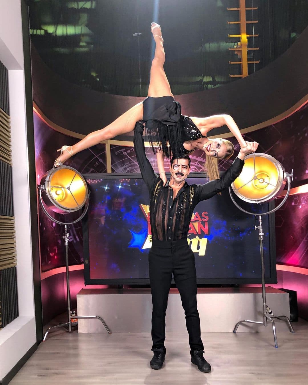 "Son el ejemplo de disciplina": Lolita Cortés celebra actuación de Pía y Moi en Las Estrellas bailan en Hoy