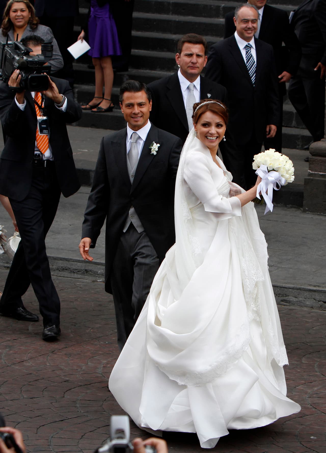 Testigos de la boda civil fueron los hermanos de los novios y el acta de matrimonio fue firmada por todos los hijos de la pareja.