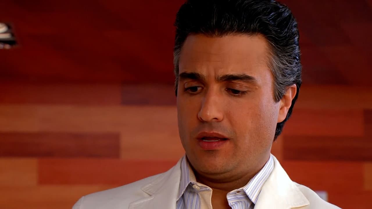 Juan Carlos arruina el contrato de negocio