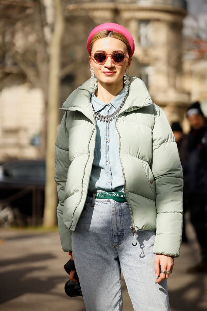 Para Otoño-Invierno del 2019, las diademas estilo princesa tomaron fuerza, se volvieron una tendencia y todo indica que las seguiremos viendo durante la siguiente temporada veraniega.