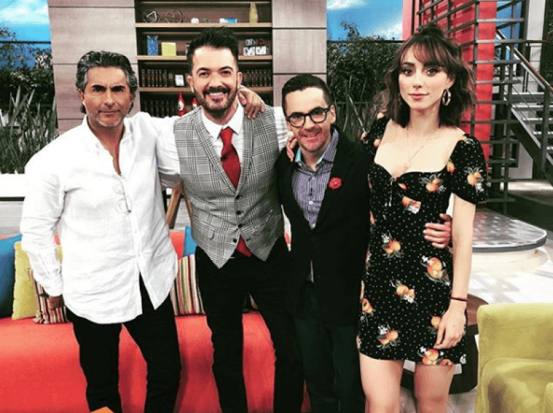 Exconductor de Hoy le propone matrimonio a su novia y muestra el romántico momento: ‘Dijo que sí’