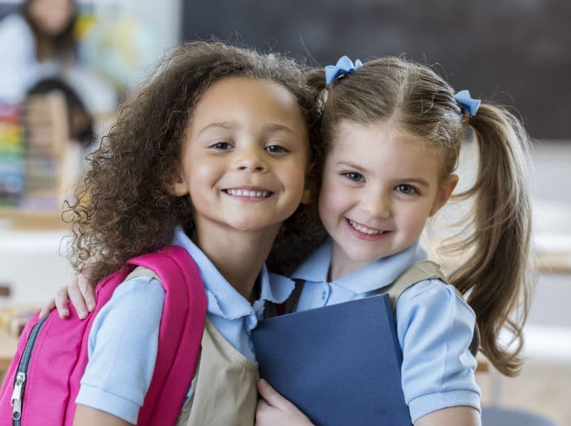 Tauro. Eres devota y digna de confianza, así que mantendrás amistad con las personas que conoces desde la infancia. Siempre estarás ahí para darle a los demás una palabra de aliento y acompañarlos cada vez que te necesiten.