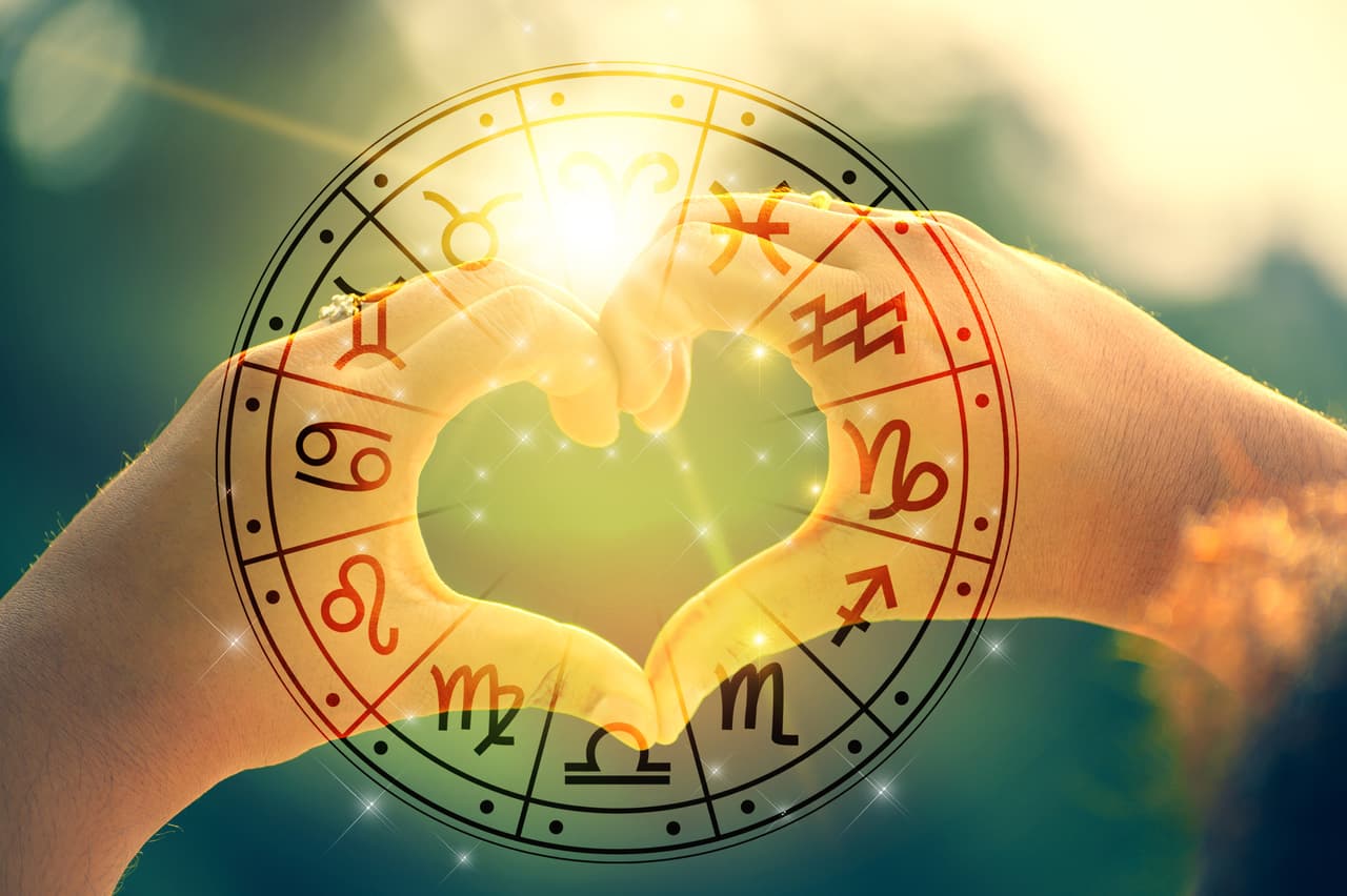 Horóscopos 1 de febrero de 2023: ¿Qué viene para mi signo este mes del amor?