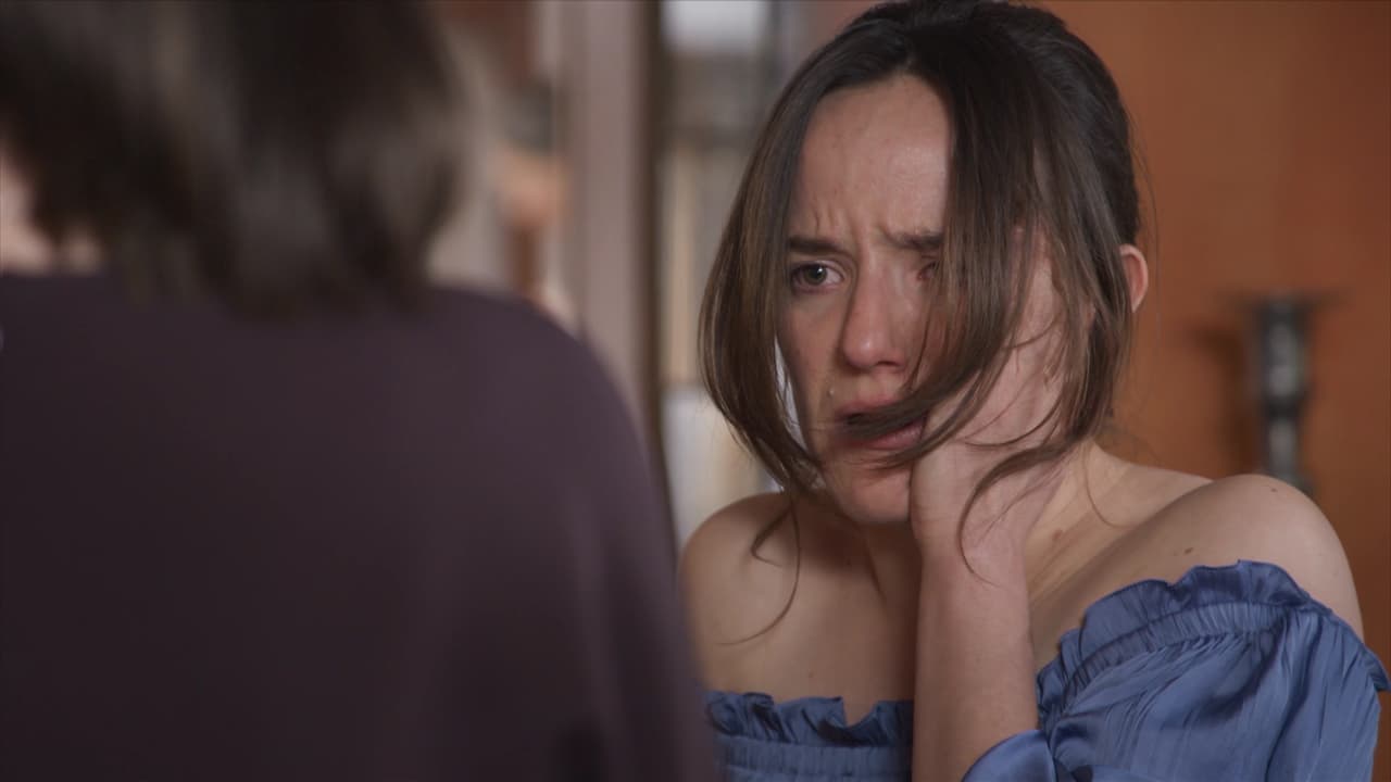 'Alejandra' la cachetea por su comentario...