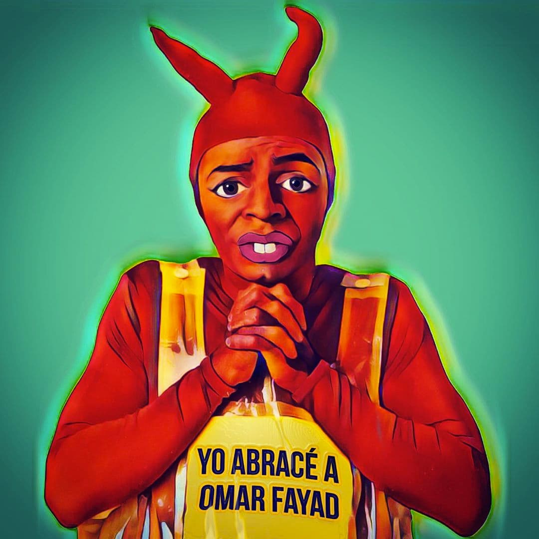 Días después de anunciar el contagio, Eugenio Derbez publicó una imagen en la que aparece ‘El diablito’, uno de sus personajes, con la frase ‘Yo abracé a Omar Fayad’. “¿Quién es el verdadero Diablito? ¿Éste? ¿El fan que me lo mandó? ¿O yo que lo reposteo?”, escribió el actor para acompañar su publicación.