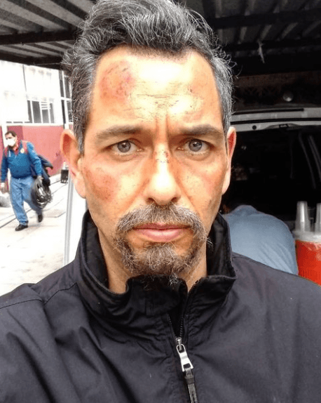 Además de ser actor, Alejandro realiza entrevistas en vivo en su cuenta de Instagram.