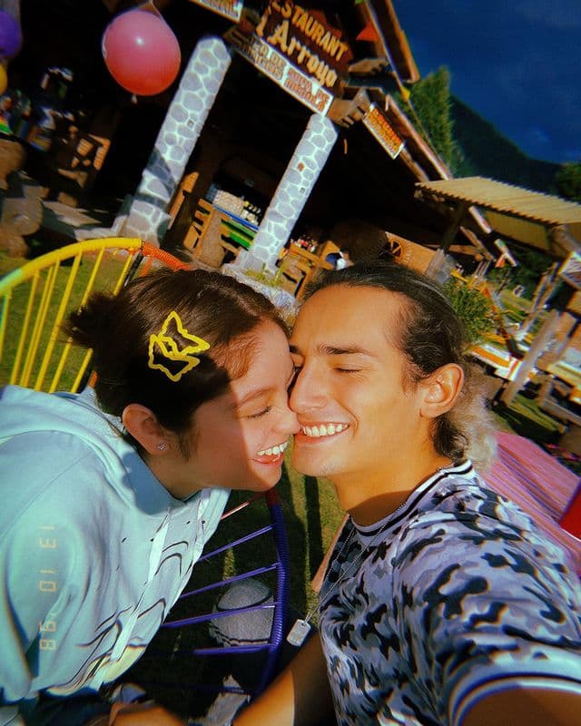 Karol Sevilla cuenta detalles de su noviazgo con Emilio Osorio
