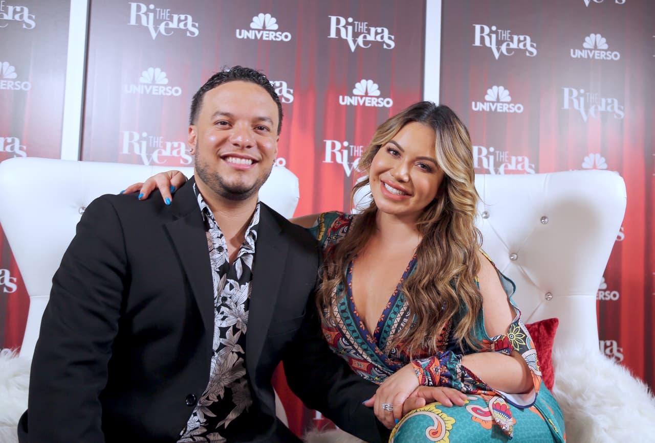 ¿Infidelidad? El polémico divorcio de Chiquis Rivera y Lorenzo MéndezA mediados de septiembre, Chiquis Rivera confirmó su separación definitiva de Lorenzo Méndez a poco más de un año de haber contraído nupcias. Semanas después, la hija de Jenni Rivera fue captada besándose con el empresario restaurantero de nombre Jorge Cuevas, conocido por Mr. Tempo.