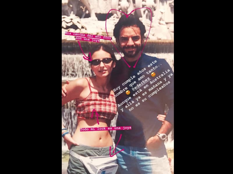 Aislinn Derbez compartió fotografías del pasado junto a su papá