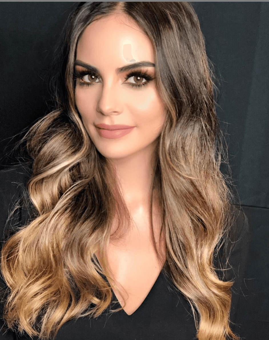 Ximena Navarrete celebra su cumpleaños 34 junto a su bebita