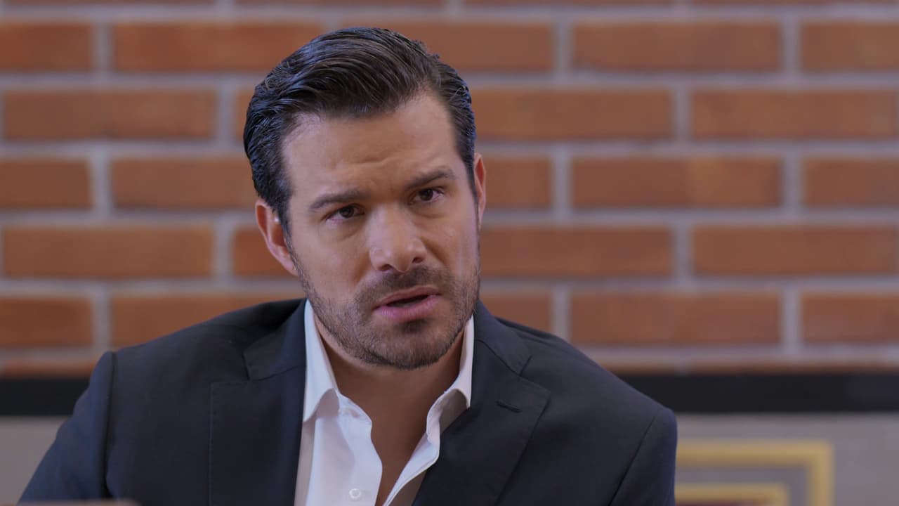 ¡Gabriel amenaza a Rogelio!