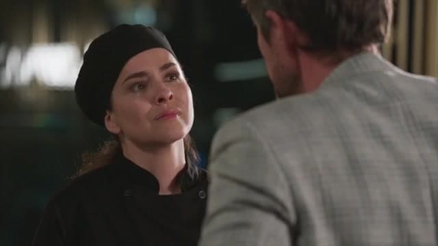 Rebeca amenaza de muerte a Silverio y Camilo la protege