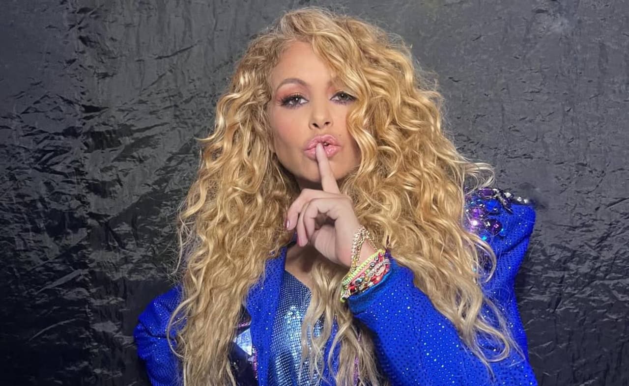 Paulina Rubio va con todo contra su ex Colate. Esto le exigió a las autoridades 
