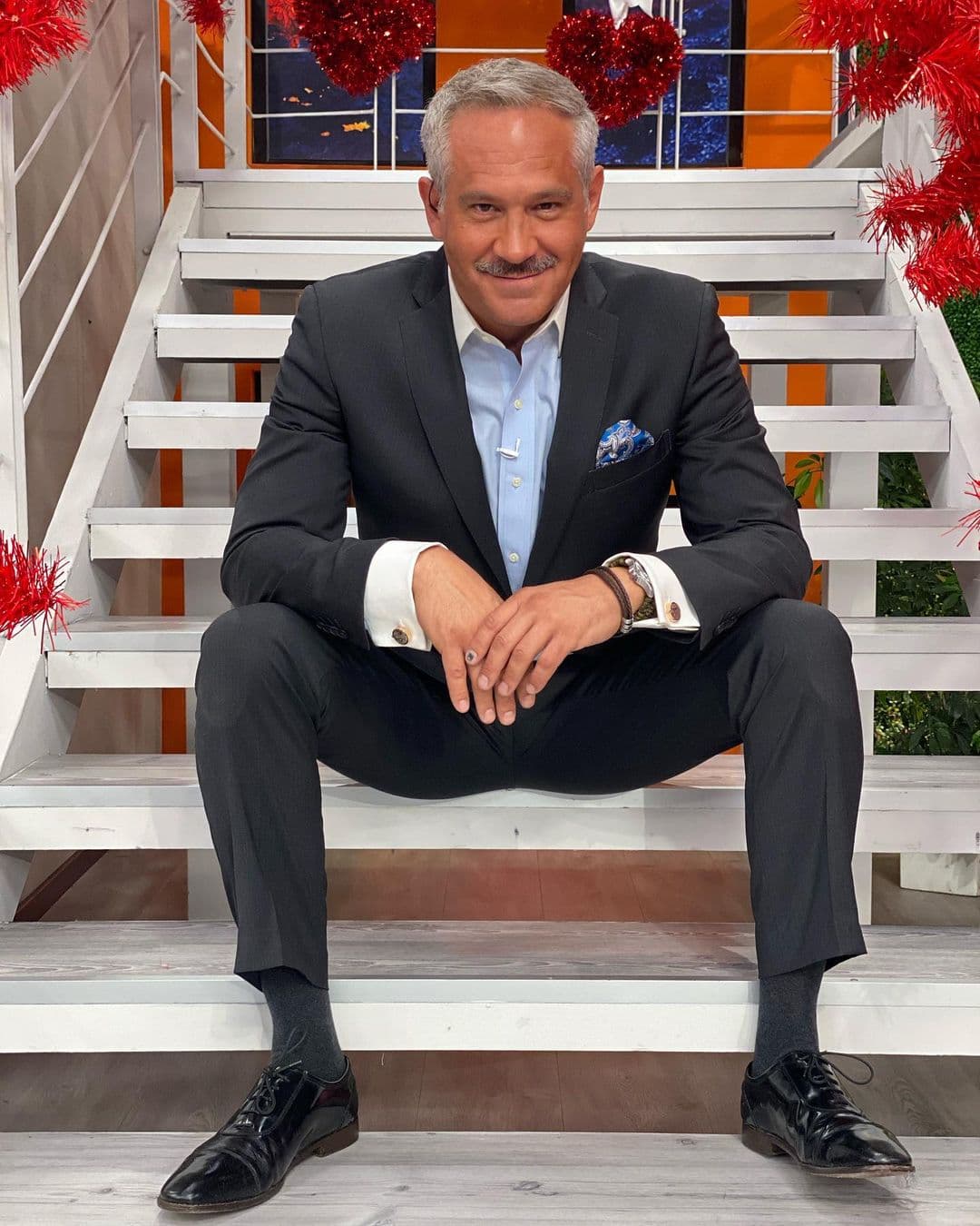 Arath de la Torre comparte cómo él y su esposa lograron superar la pérdida de un bebé