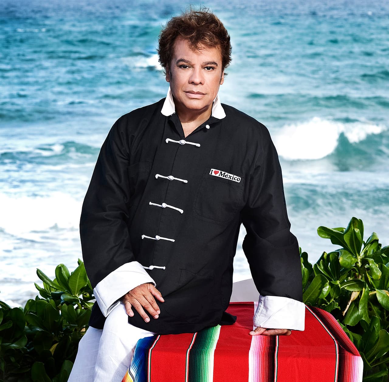Afirman que Juan Gabriel está vivo y reaparecerá muy pronto