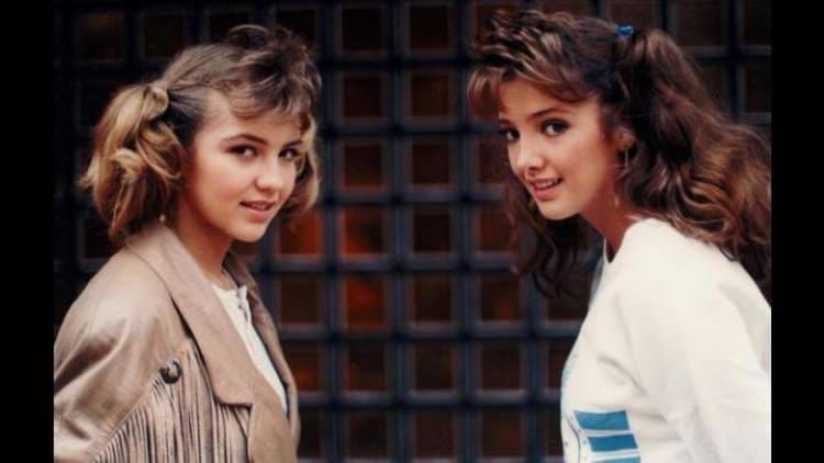 Con tan solo 12 años, Sabrina Sakaë, hija de Thalía y Tommy Mottola, luce idéntica a la cantante cuando esta protagonizó ‘Quinceañera’ en 1987 al lado de Adela Noriega y Ernesto Laguardia.