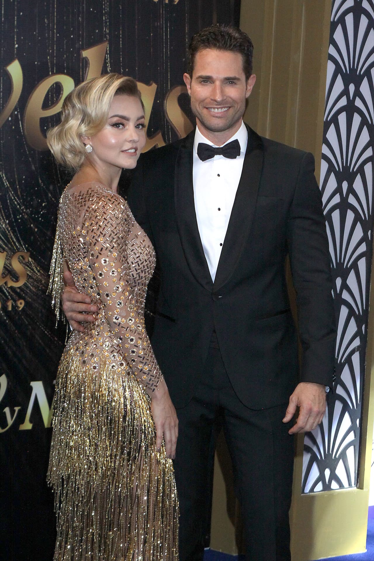 Sebastián Rulli recuerda el día que Angelique Boyer usó el vestido al revés y cómo le dijo del error