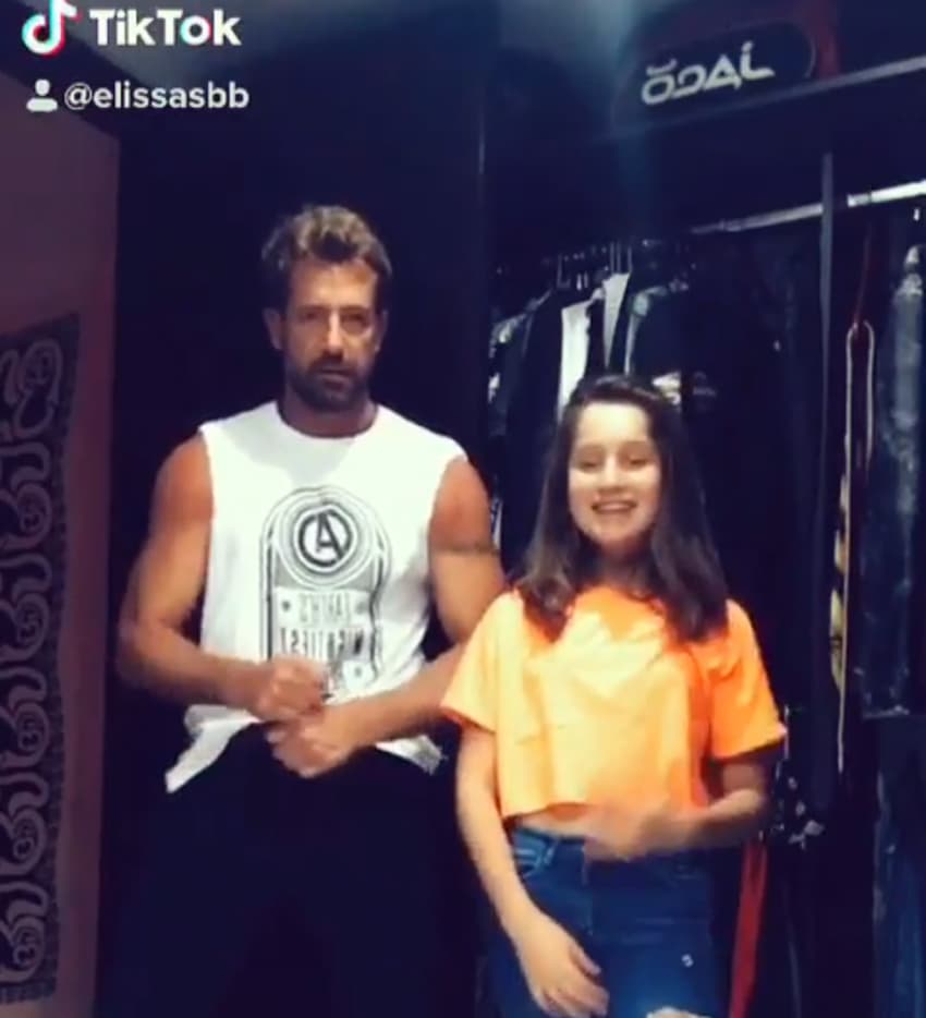 A pesar de la separación de Gabriel y Geraldine, sus hijas han tenido la oportunidad de convivir con ambos y el protagonista de la telenovela ‘Soltero con hijas’ ha compartido en sus redes sociales varios videos juntos a su primogénita haciendo alguna coreografía.