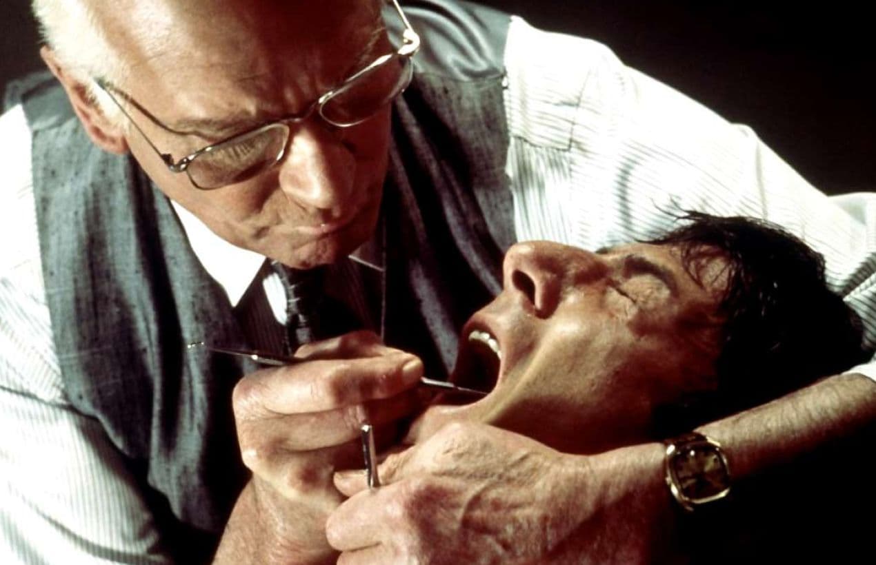 Películas de terror que te harán temerle a tu dentista