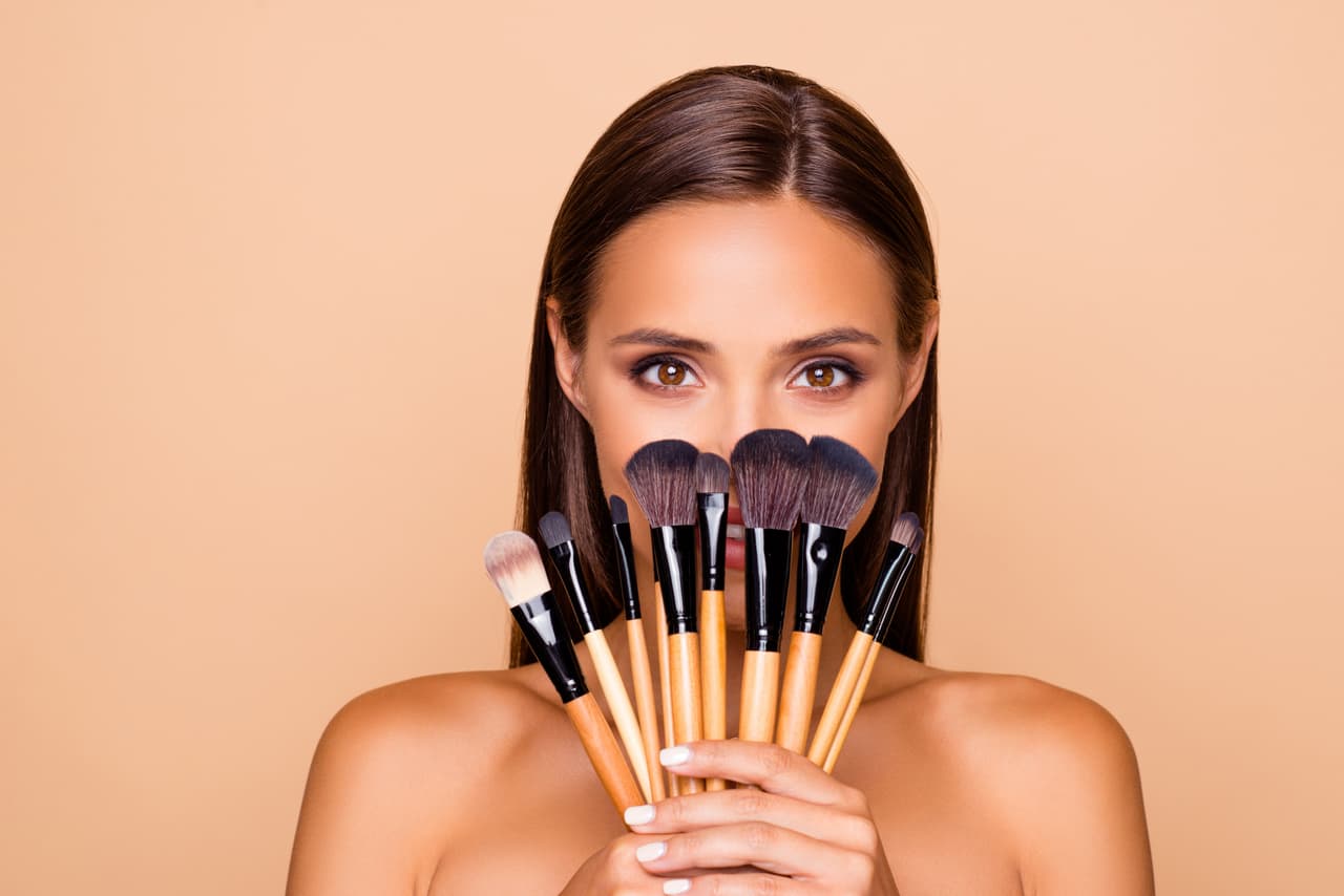 Tips de maquillaje para disimular arrugas y verte más joven