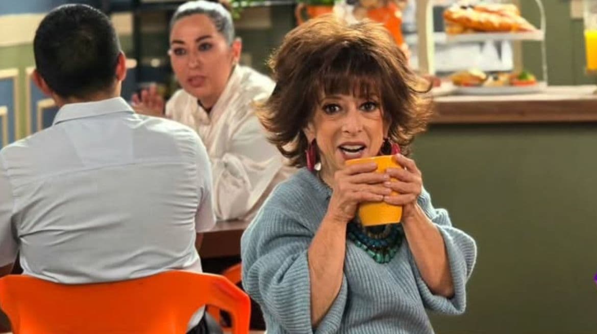 María Elena Saldaña sufre fuerte caída: ¿cuál es su estado de salud?